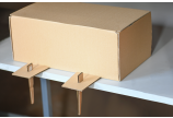 Die flexible Haltevorrichtung ermöglicht die schnelle und flexible Montage an jedem Packtisch – ganz nach Ihren Wünschen.