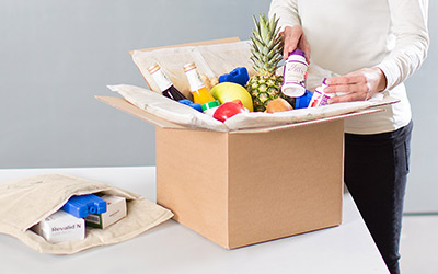 Ware in Thermoboxen für den sicheren Transport