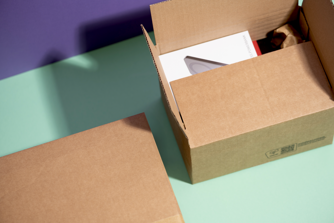 Carton avec fond automatique NIVEAU-BOX à hauteur variable