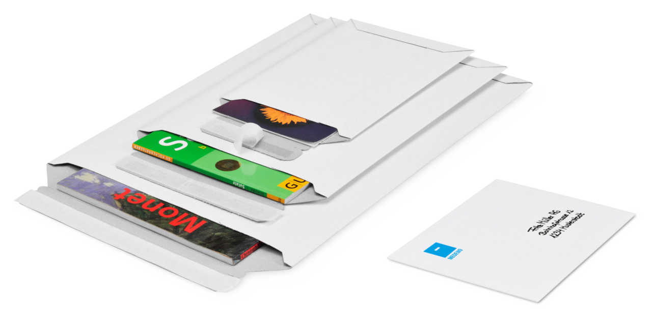 Pochette d'expédition carton avec fermeture adhésive blanc
