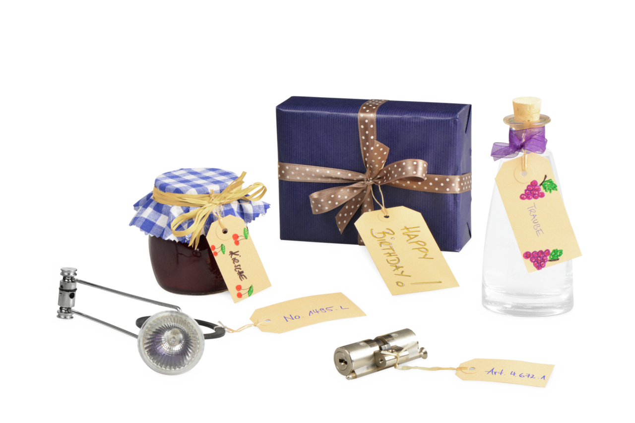 Etiquette américaine en carton avec une ficelle