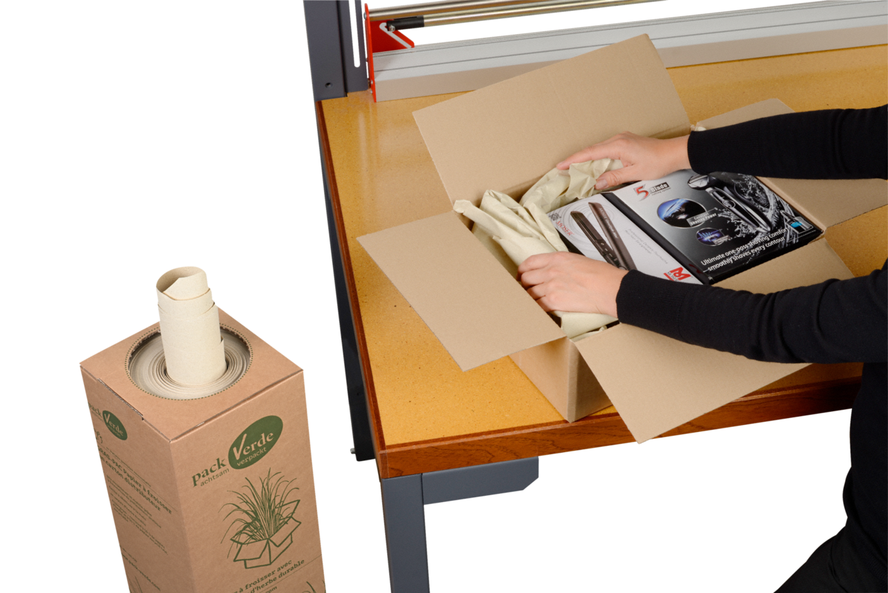 utilisation mobile près de ou sur la table d’emballage – tirer simplement le papier de l’intérieur du rouleau sans mandrin