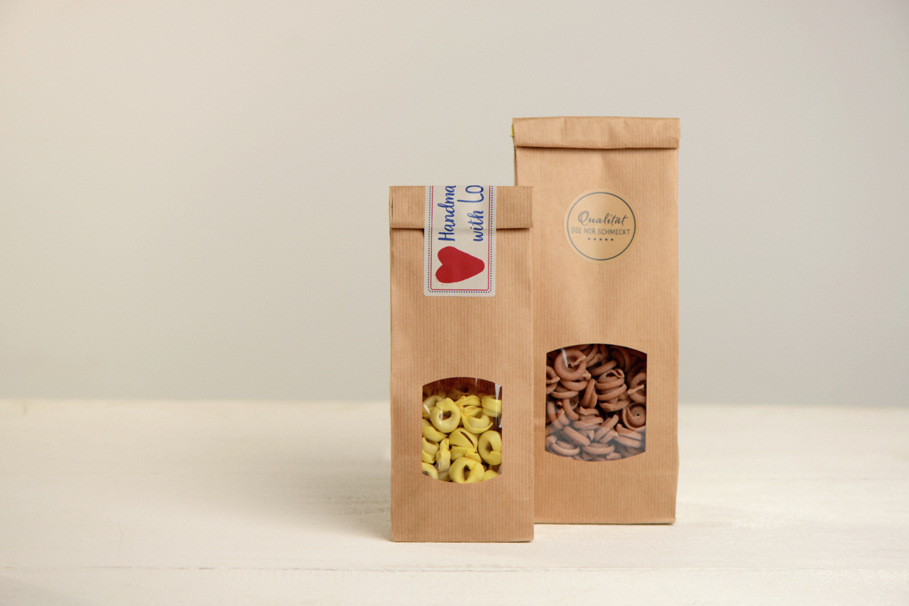 Sachet à fond plat en papier kraft à fenêtre