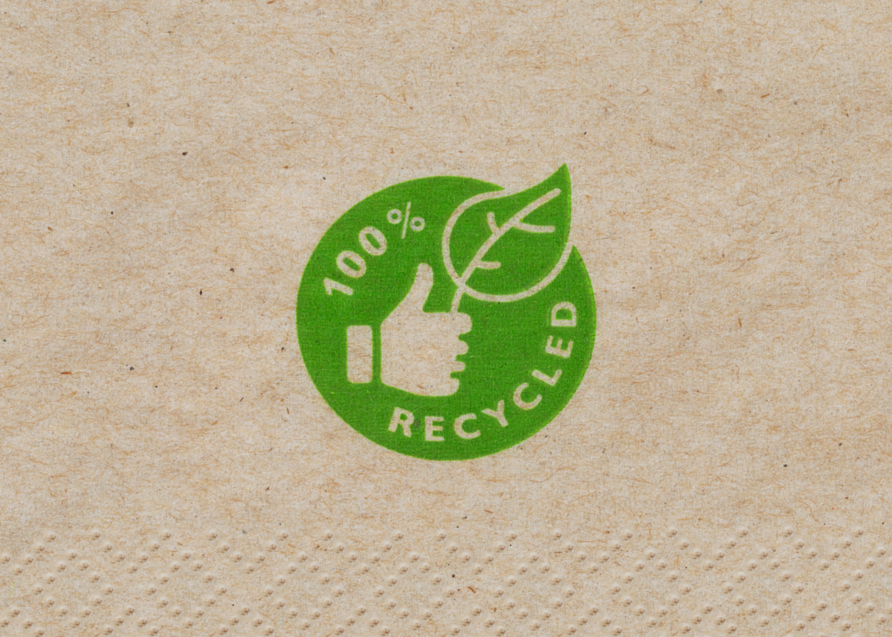 Le motif imprimé souligne le caractère durable de la serviette