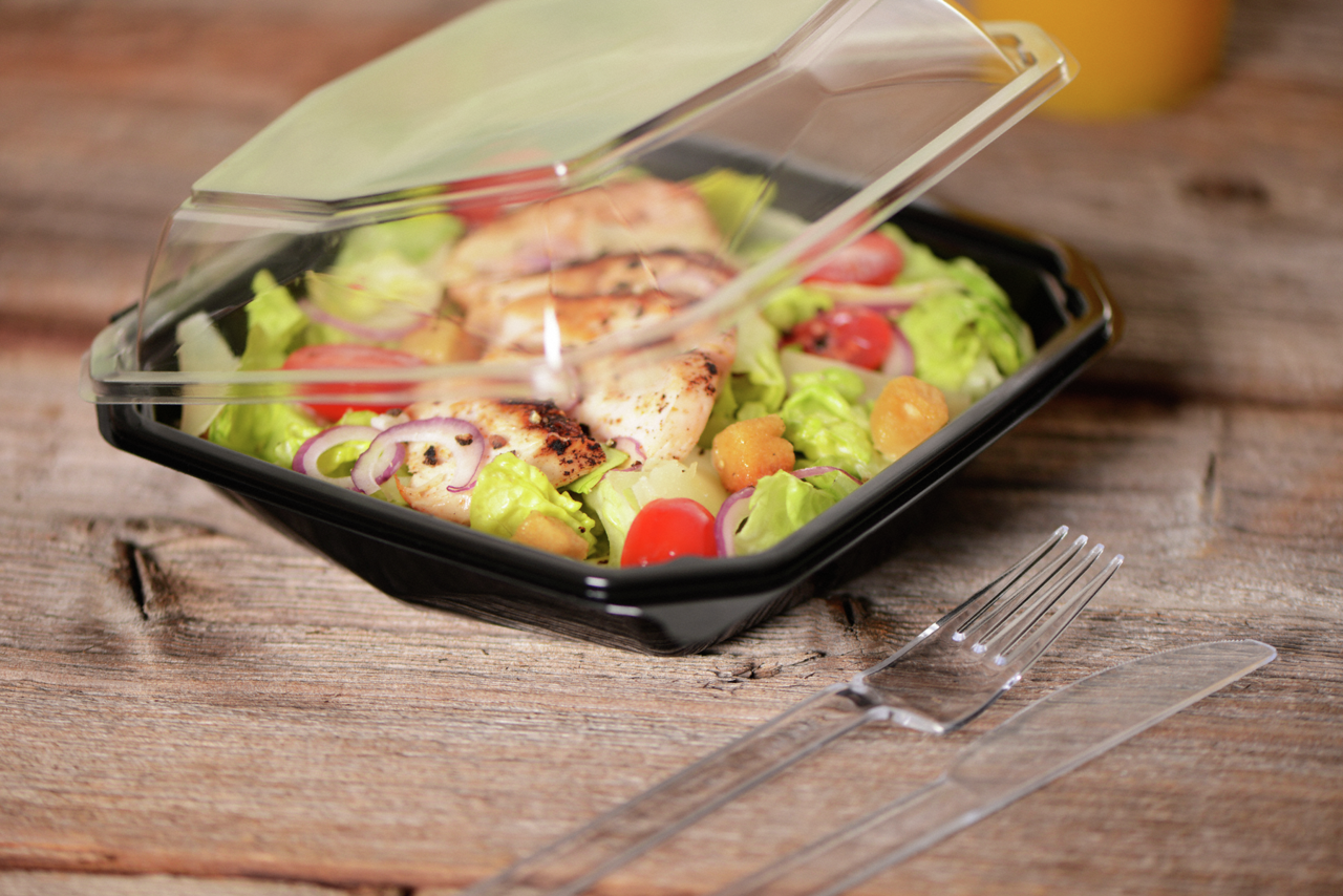 Plat à salade en PET Octaview avec couvercle