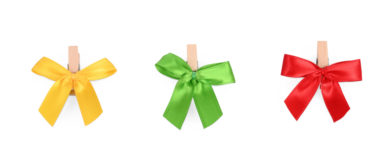 nœuds en satin disponibles en jaune, rouge et vert clair