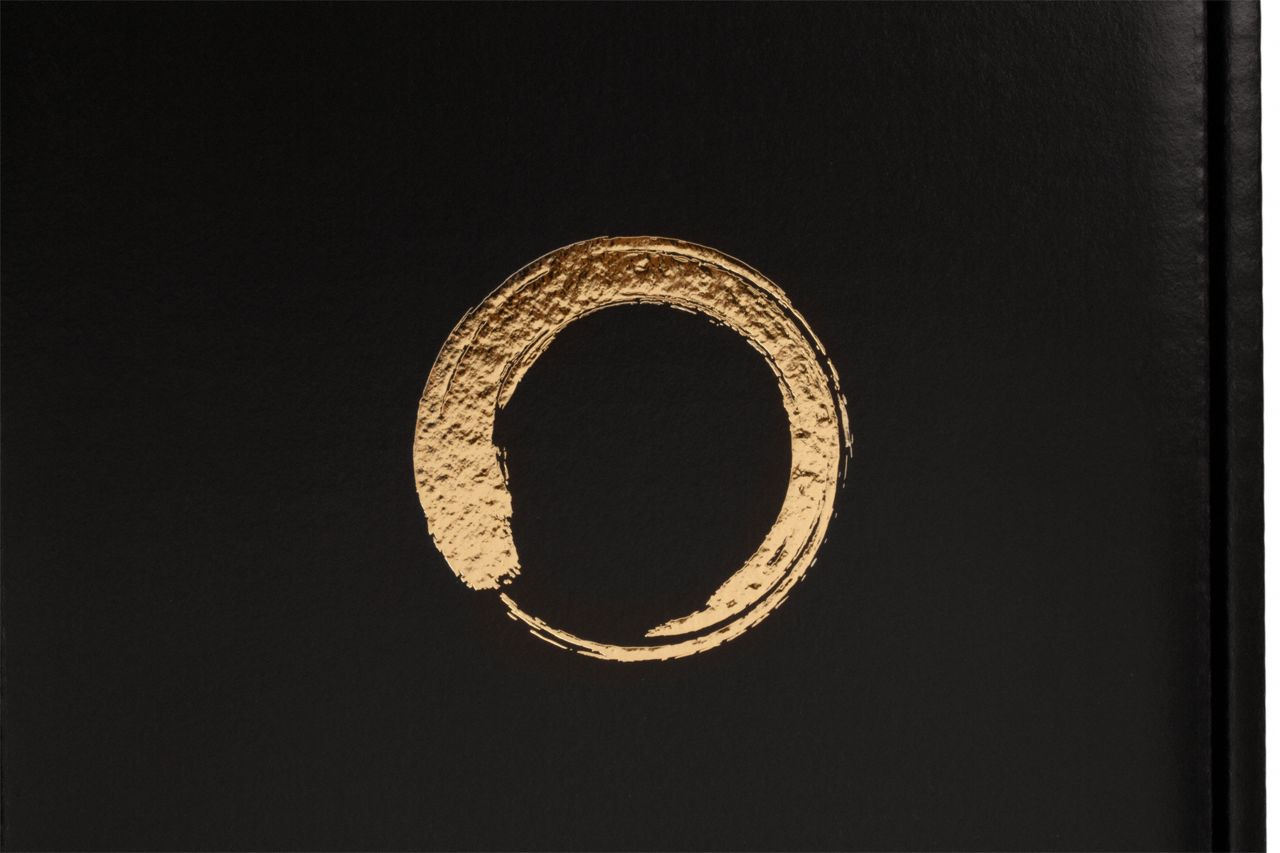 un design intemporel pour toutes les occasions avec un film d’estampage en or