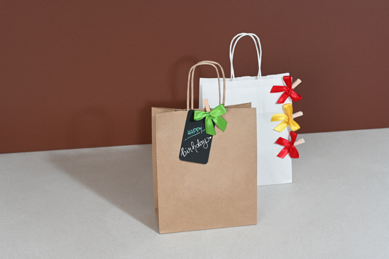 Sac en papier kraft avec cordon torsadé