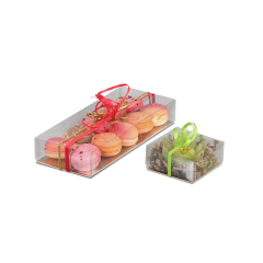 Emballage transparent rectangulaire à ornement doré