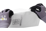 Avec fermeture à curseur géniale qui s'ouvre et se ferme simplement, même avec des gants de protection.