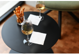 support élégant pour les verres, les snacks et les amuse-bouches 