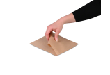 En rabattant un demi-côté vers l’intérieur, vous obtenez une pochette pratique et remplissable.