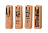 dans les beaux sacs de transport avec cordon pour une bouteille isolée, pour une bouteille de vin, mais aussi une bouteille de mousseux ou de spiritueux