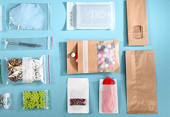 Les sachets en papier, une alternative futée aux emballages en plastique.