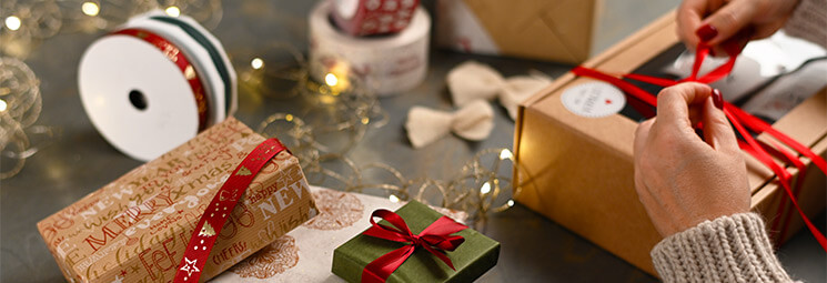 Cadeaux décorés rapidement et de manière créative